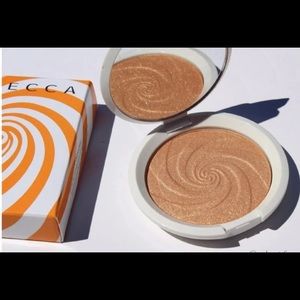 Becca Dreamsicle Shimmering Skin Perfector